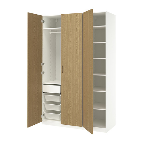 PAX/TONSTAD fataskápur