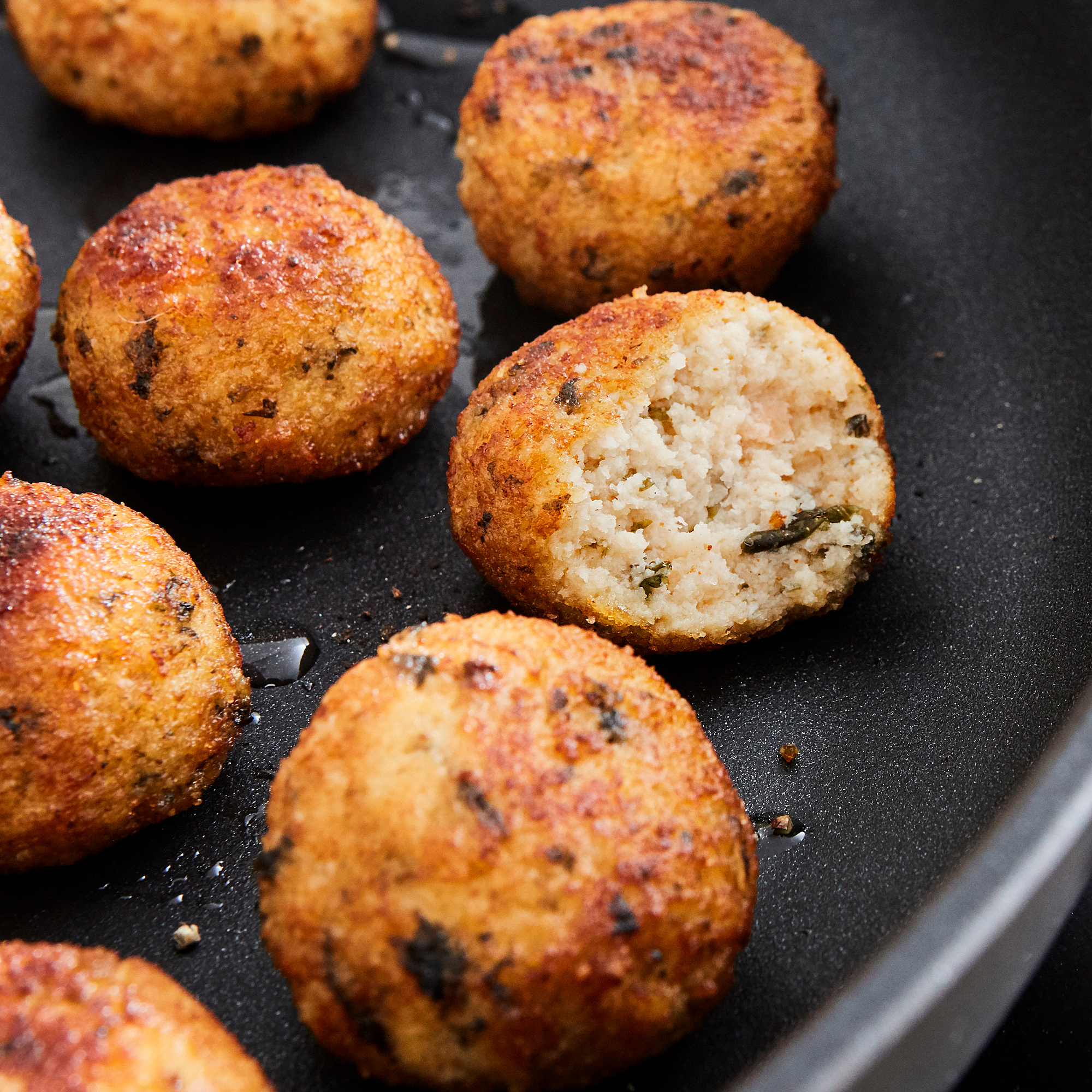HUVUDROLL salmon and cod balls