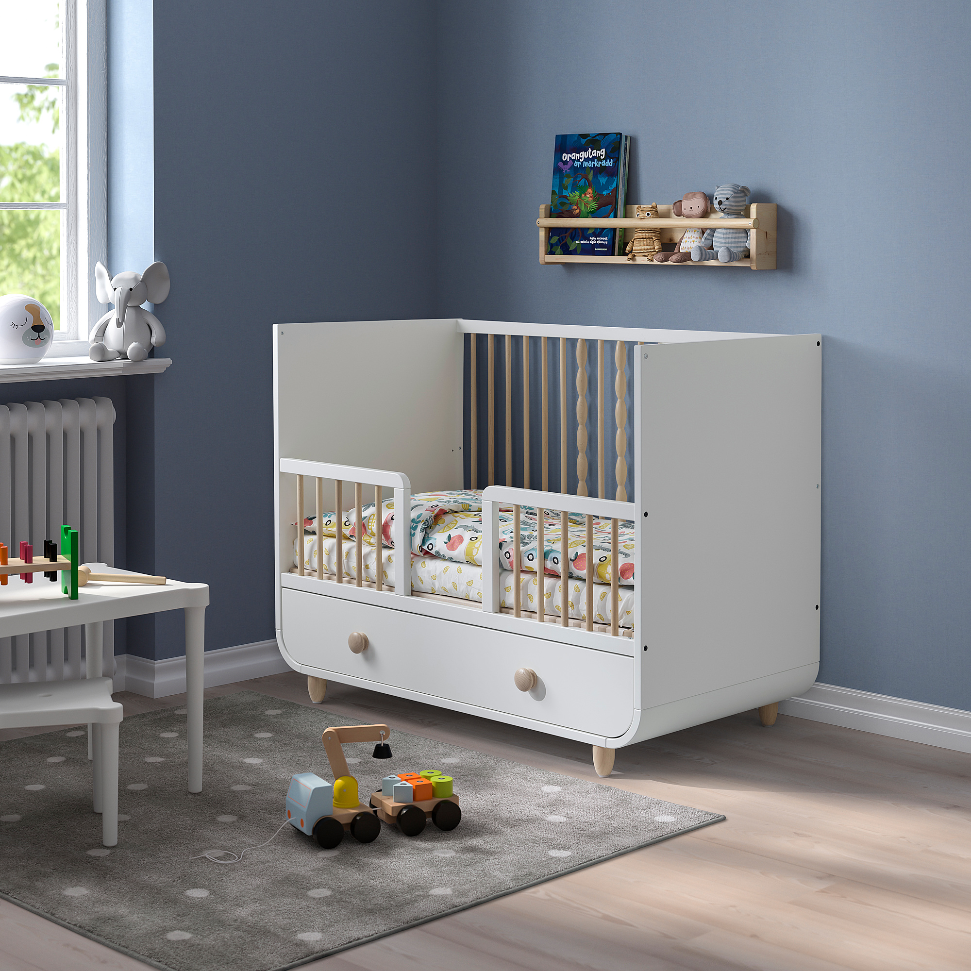 MYLLRA cot with drawer