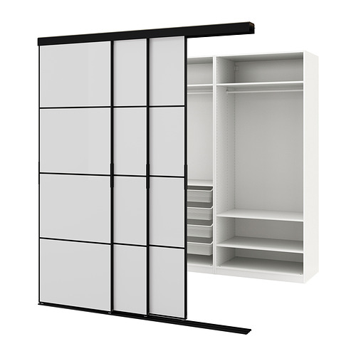 SKYTTA/PAX walk-in wardrobe with sliding doors