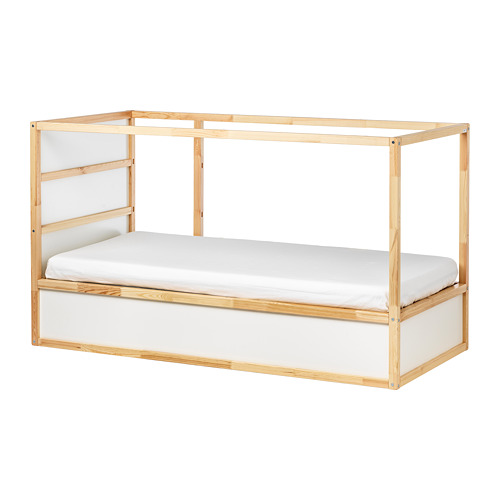 KURA, reversible bed