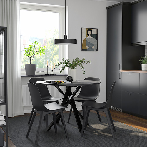 MARIEDAMM/ODGER, borð og fjórir stólar