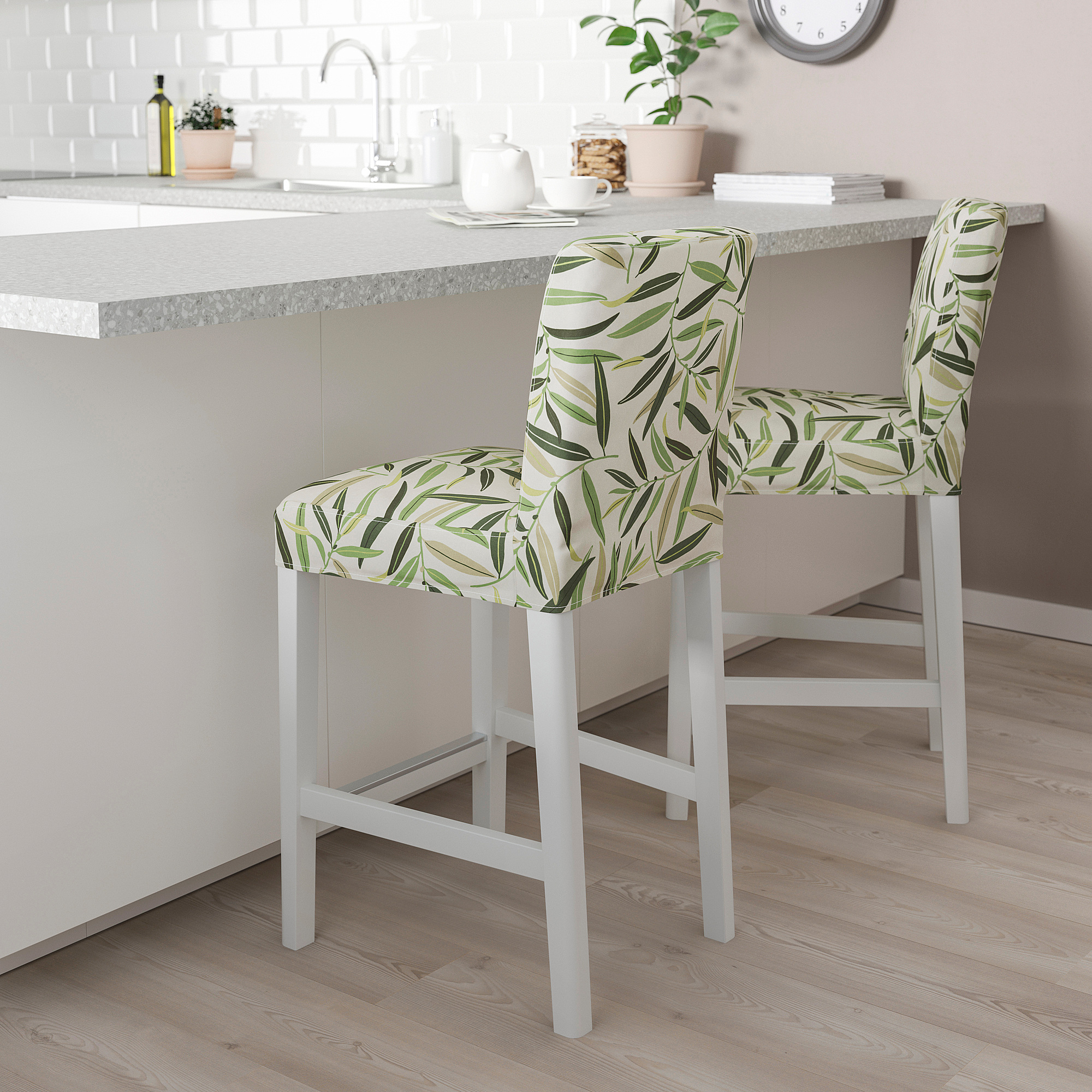 Ikea store counter bar
