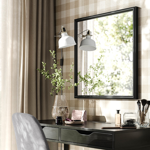 NYPONBUSKE, mirror