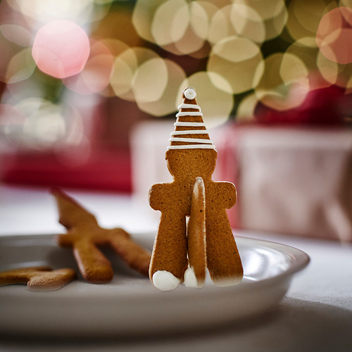 VINTERSAGA, gingerbread elves