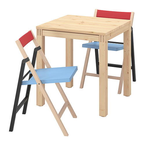 IKEA PS 2026, borð og tveir fellistólar