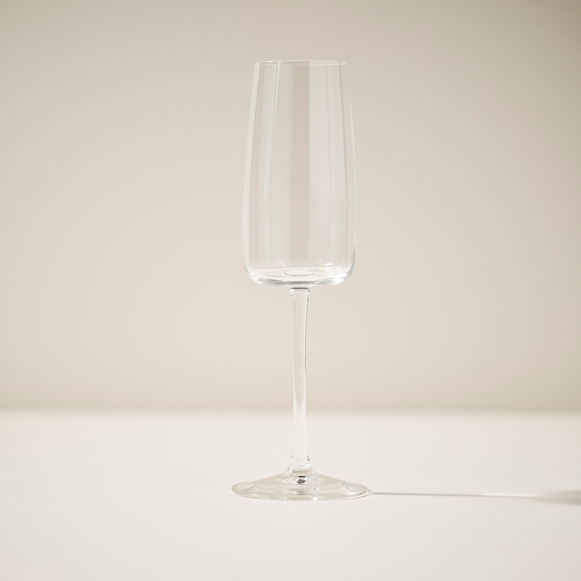 DYRGRIP champagne glass