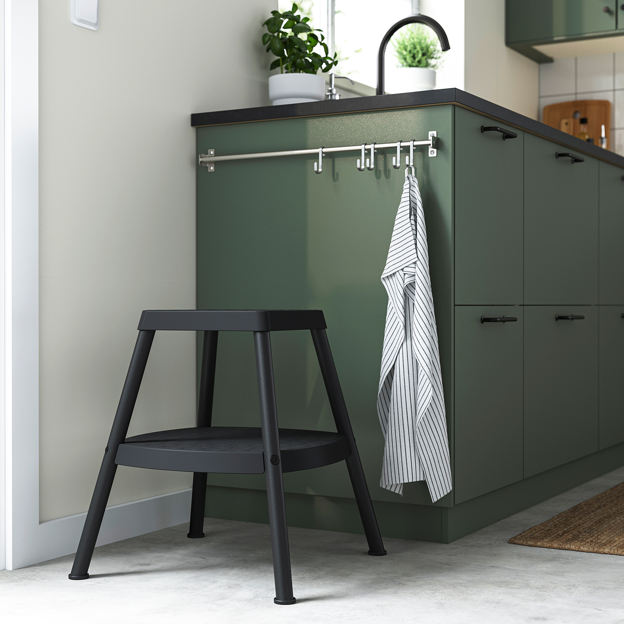 HADDARP step stool