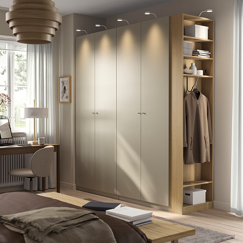 PAX/FORSAND, fataskápur