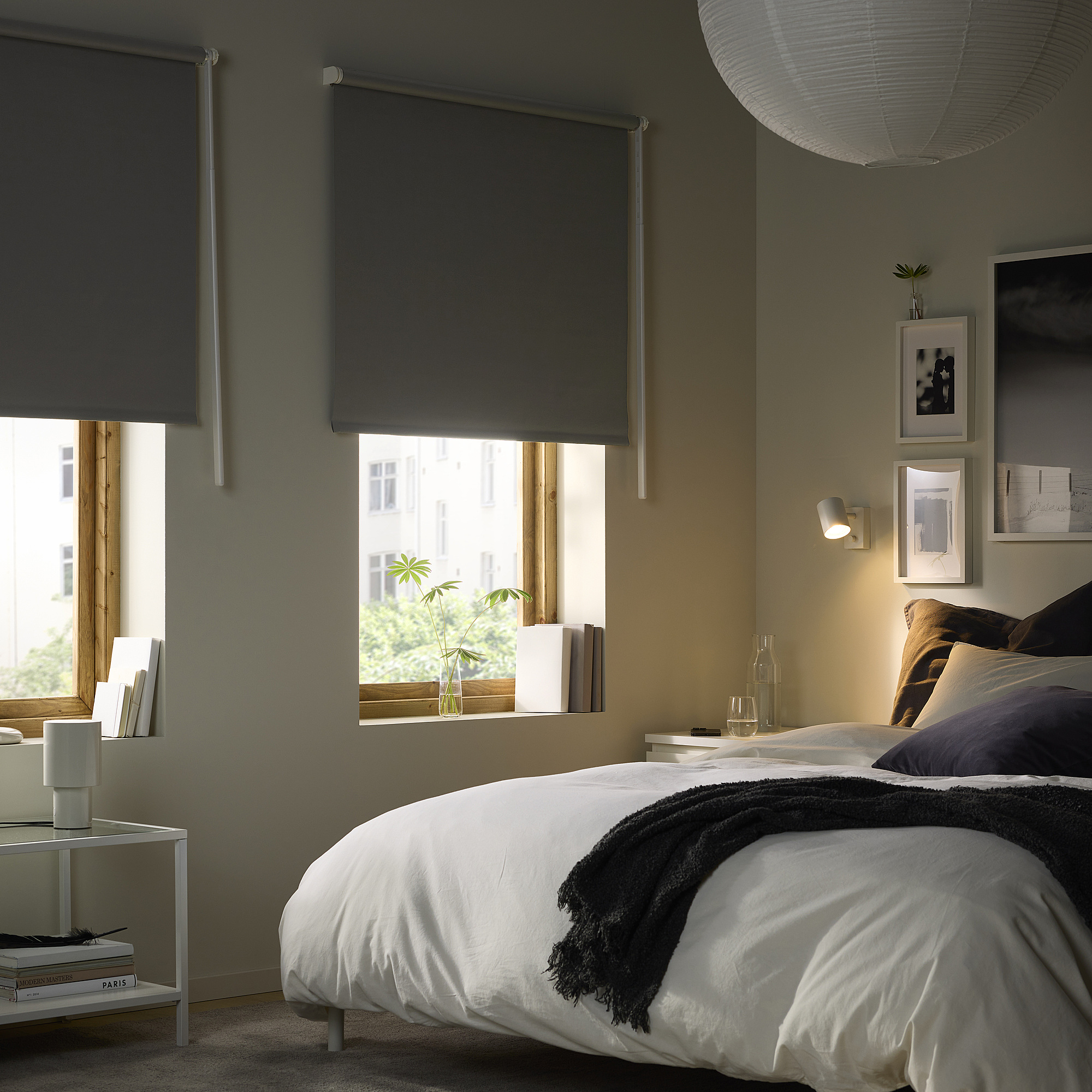 FRIDANS block-out roller blind