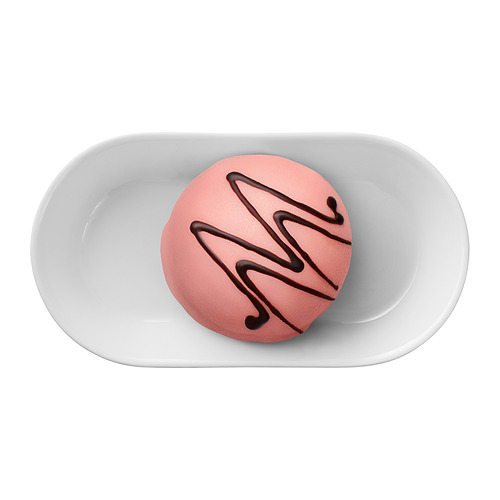  cream cake with marzipan