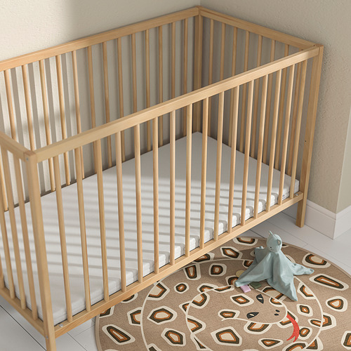 PLUTTIG, svampdýna í ungbarnarúm