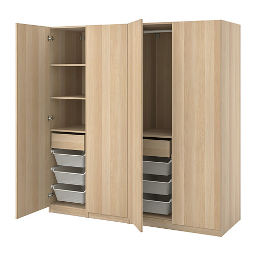 PAX/FORSAND fataskápur