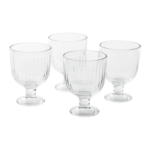 VARDAGEN, glas á fæti
