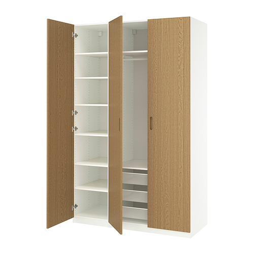 PAX/TONSTAD fataskápur