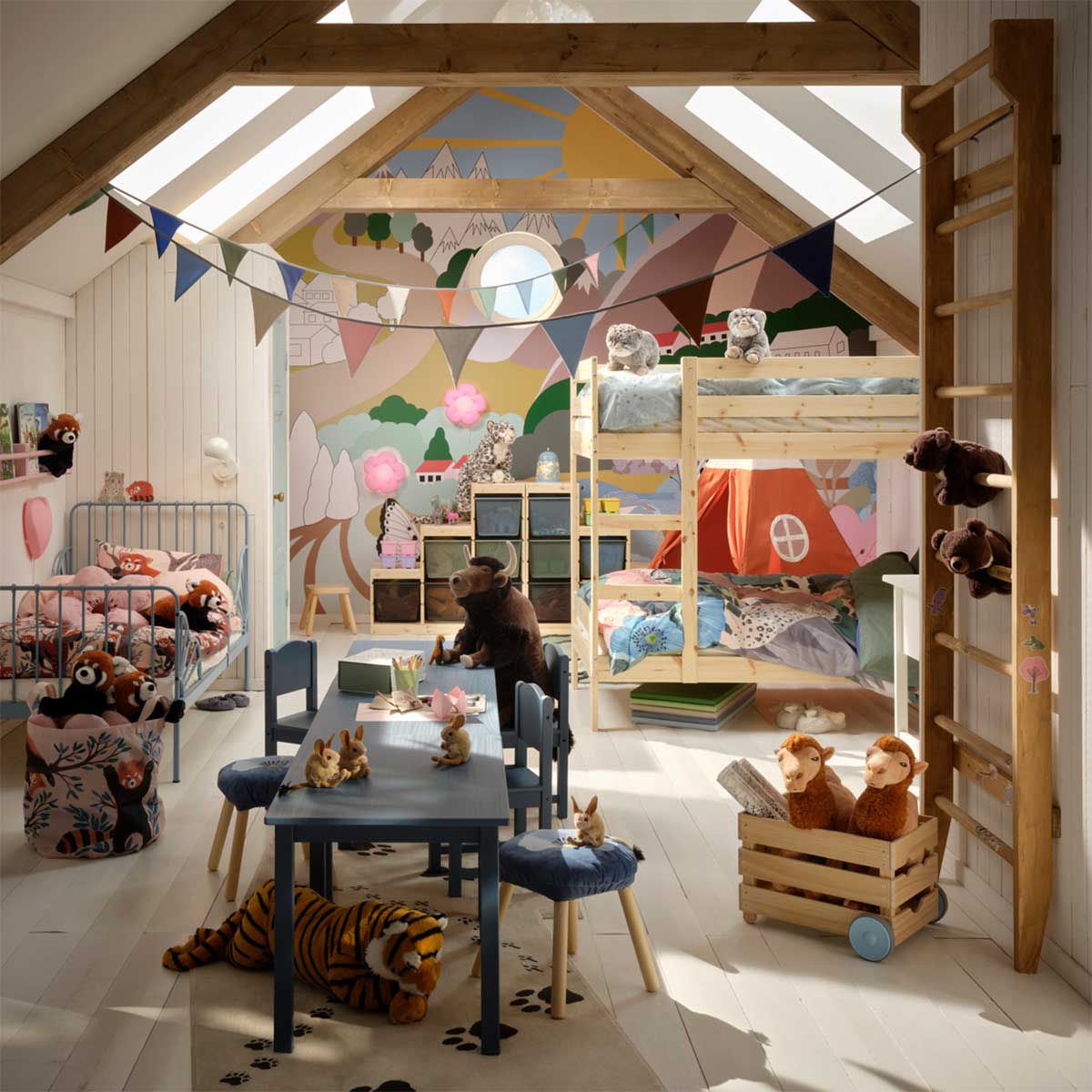 A bedroom for three children in an attic space, decorated and furnished with ALPTALL collection.