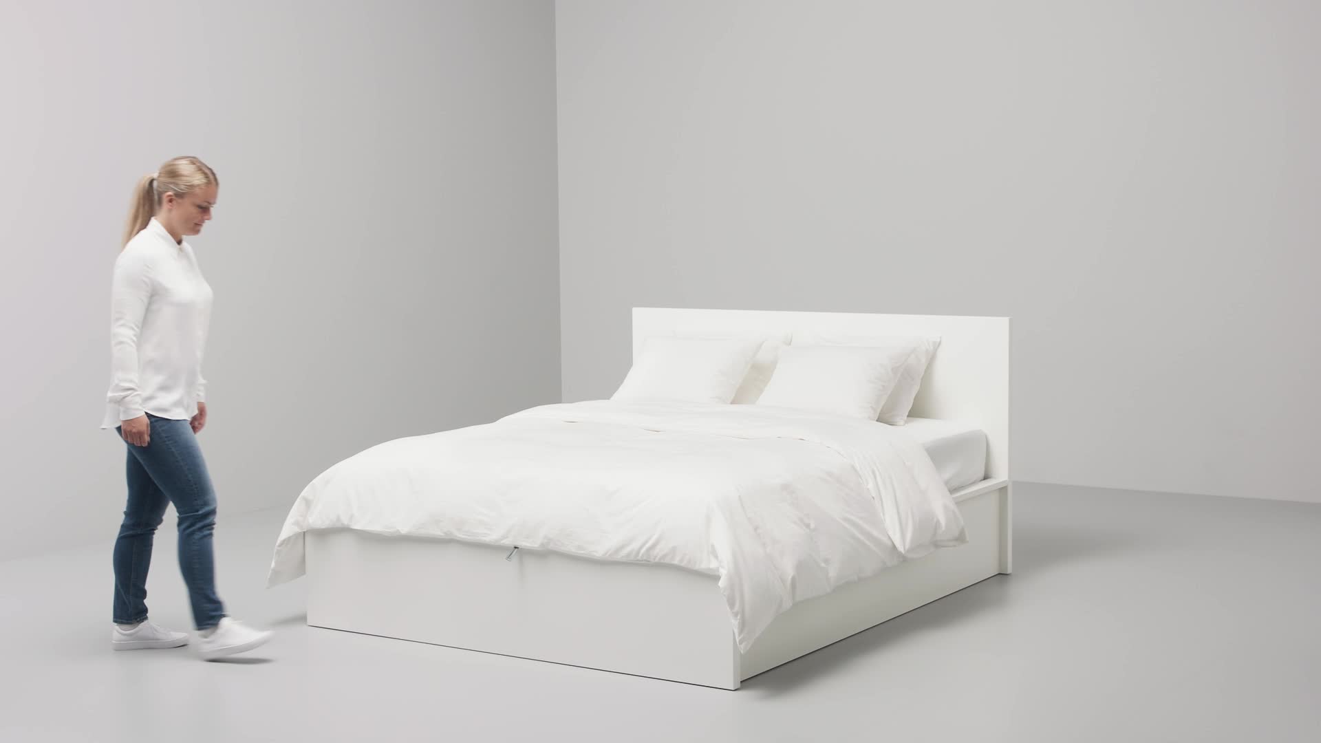 Ikea white discount ottoman bed